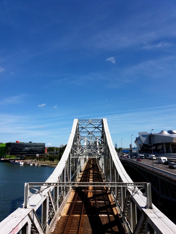 Pont ferroviaire de la Mulatière - Vue de dessus vers Confluences