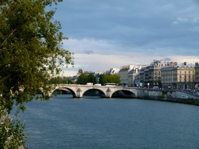 Pont Royal le soir