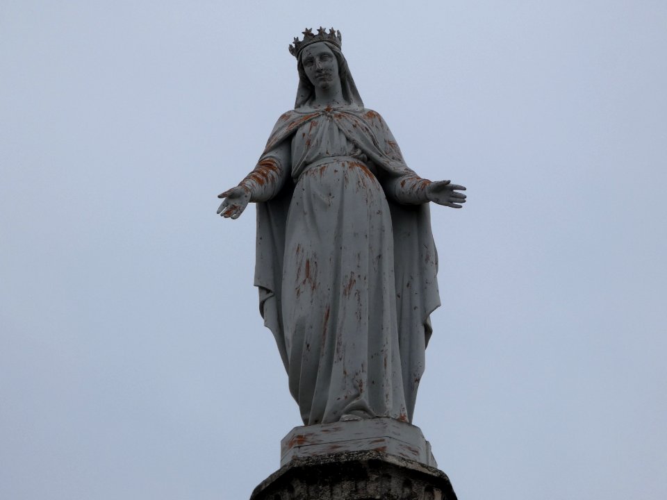 Pommiers (Rhône) - Chapelle Notre-Dame de Buisante - Vierge sommitale
