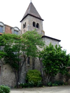 Pommiers, l'église Saint-Julien