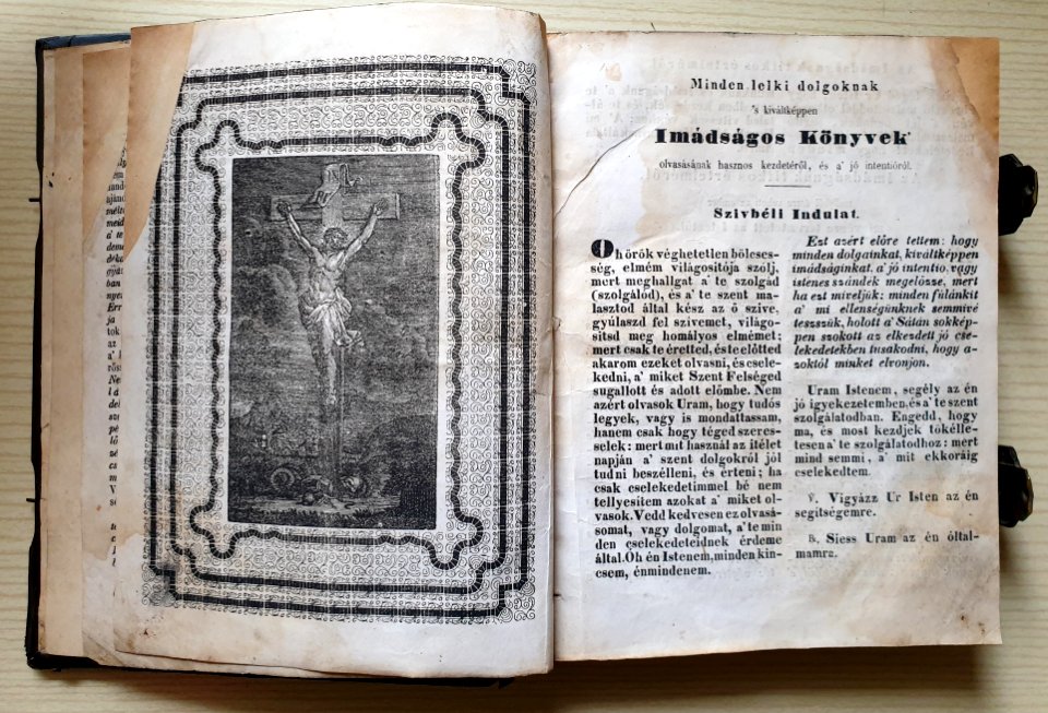 Pongrátz Eszter - Arany Korona - imádságoskönyv (Golden Crown - book of preachings) - beginning