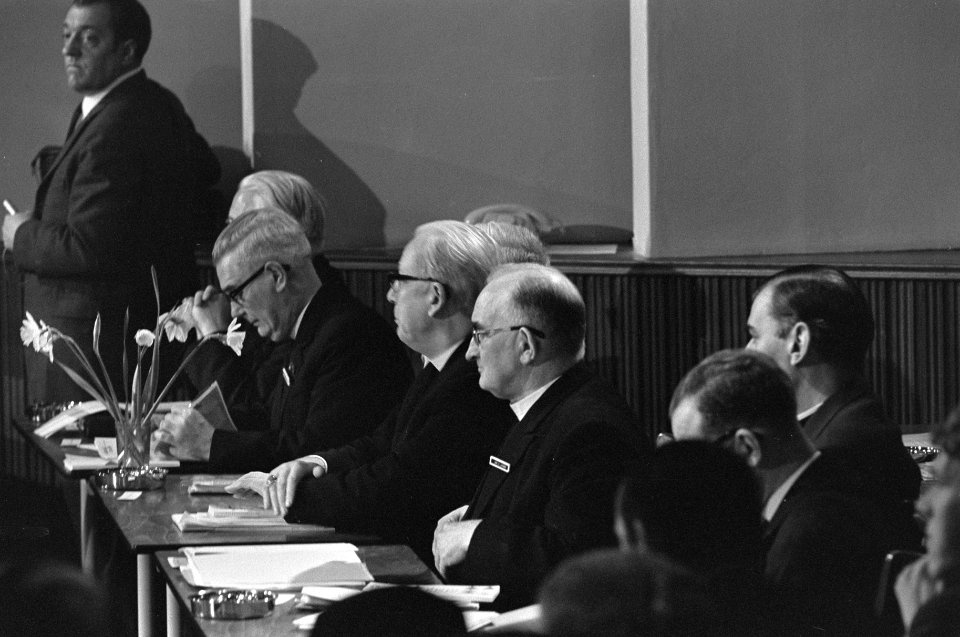 Plenaire zitting van het Nederlands Pastoraal Concilie te Noordwijkerhout overzi, Bestanddeelnr 922-2796