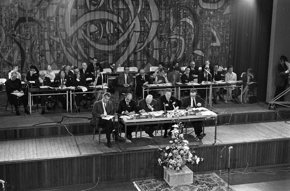Plenaire zitting van het Nederlands Pastoraal Concilie te Noordwijkerhout overzi, Bestanddeelnr 922-2790