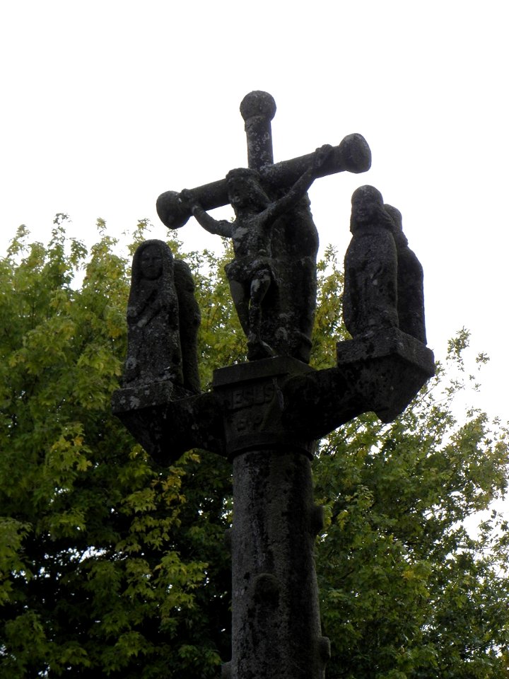 Plounéour-Ménez (29) Église 08