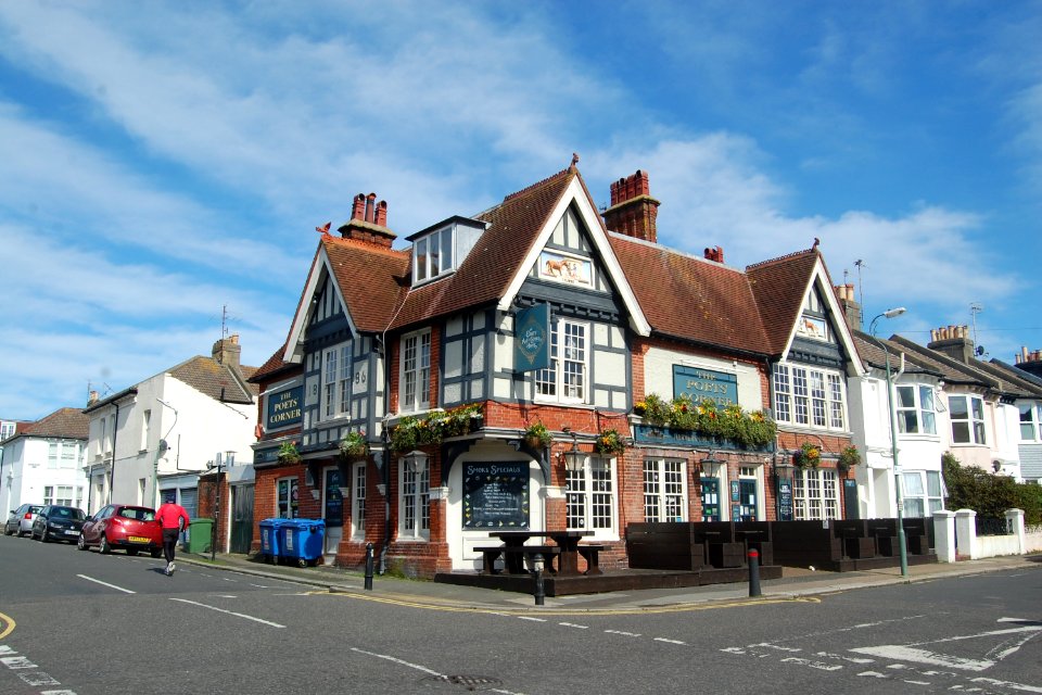 Poets Corner pub, Montgomery Street, Hove Poets' Corner, Hove (March 2020) (4)