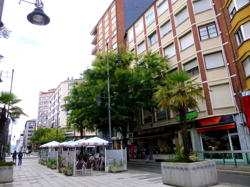 Ponferrada - Avenida Pérez Colino 3