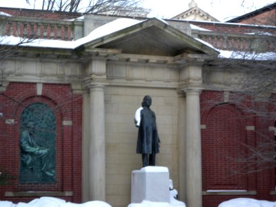 Plymouth CotP Beecher statue snow jeh