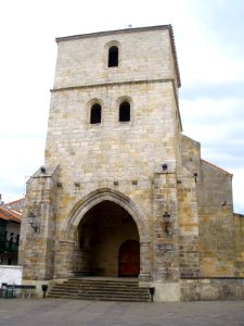 Plencia - Iglesia de Santa Maria Magdalena 01