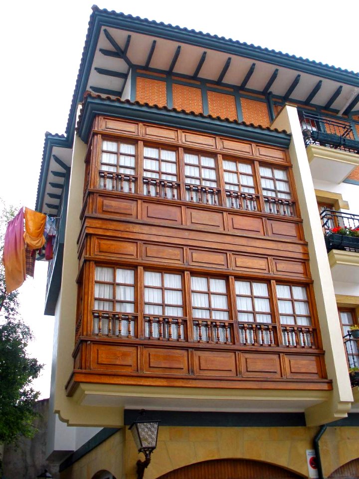 Plencia - Ventanas y balcones 03