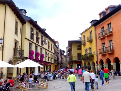 Ponferrada - Plaza de la Virgen de la Encina 05