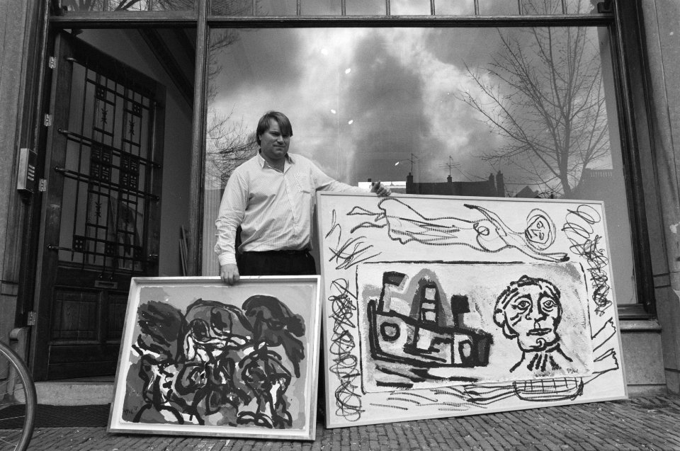Poging tot diefstal van schilderijen van Karel Appel bij galerie in Amsterdam, Bestanddeelnr 934-2163