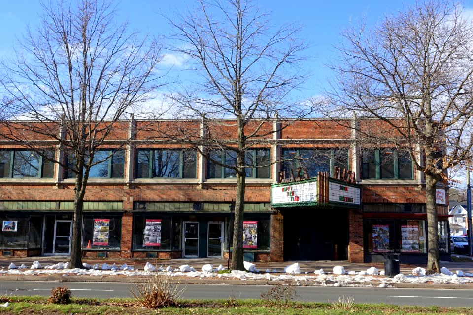 Plaza Building - Windsor, Connecticut - DSC04774