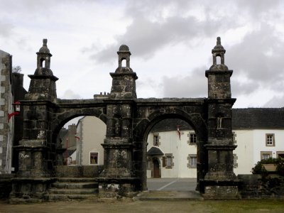 Plounéour-Ménez (29) Église 05
