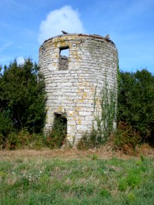 Plomeur (Finistère) ruine moulin de Pendreff