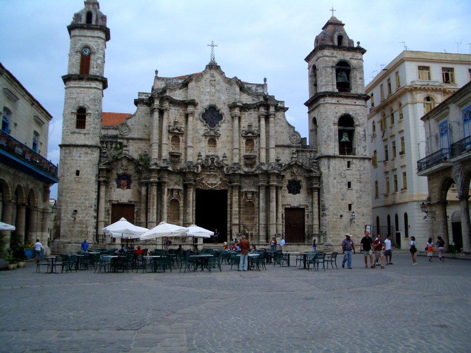 Plaza de la Catedral de San Cristobal de La Habana Cuba