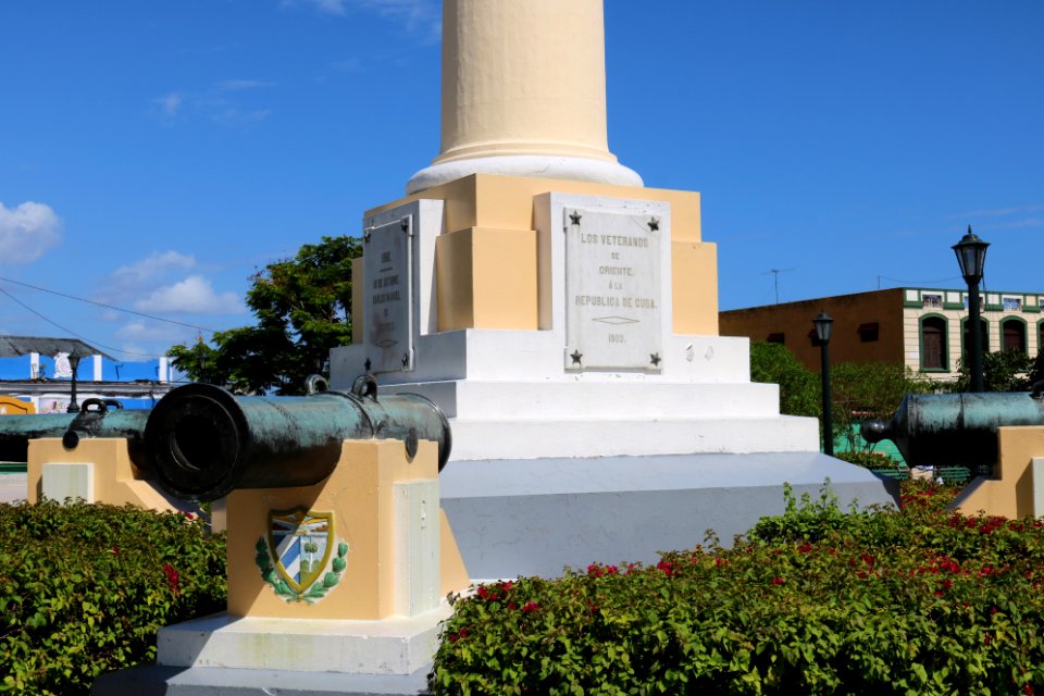 Plaza de Marte - Column of Liberty - Santiago de Cuba - 23