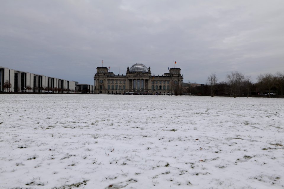 Platz der Republik and Reichstag building Berlin with snow 2021-02-06 11