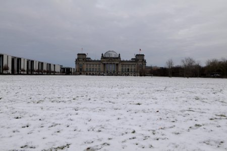 Platz der Republik and Reichstag building Berlin with snow 2021-02-06 11