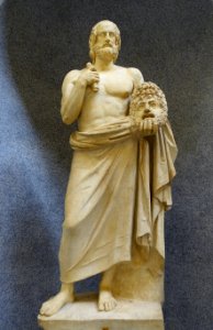 Poet of Tragedies, inv. 2266, a portrait of Euripides, head replaced, formerly at Giustiniani Palace - Braccio Nuovo, Museo Chiaramonti - Vatican Museums - DSC00935
