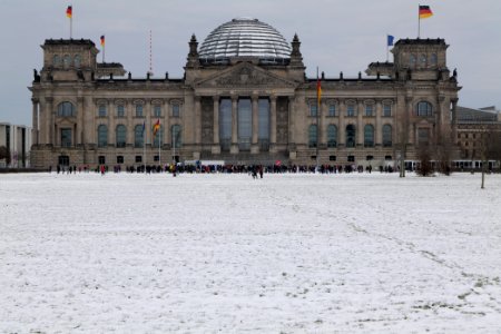 Platz der Republik and Reichstag building Berlin with snow 2021-02-06 08