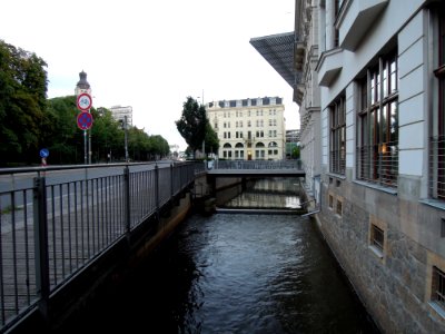 Pleißemühlgraben am Dittrichring gegenüber der Thomaskirche in 2017a