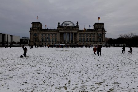 Platz der Republik and Reichstag building Berlin with snow 2021-02-06 01