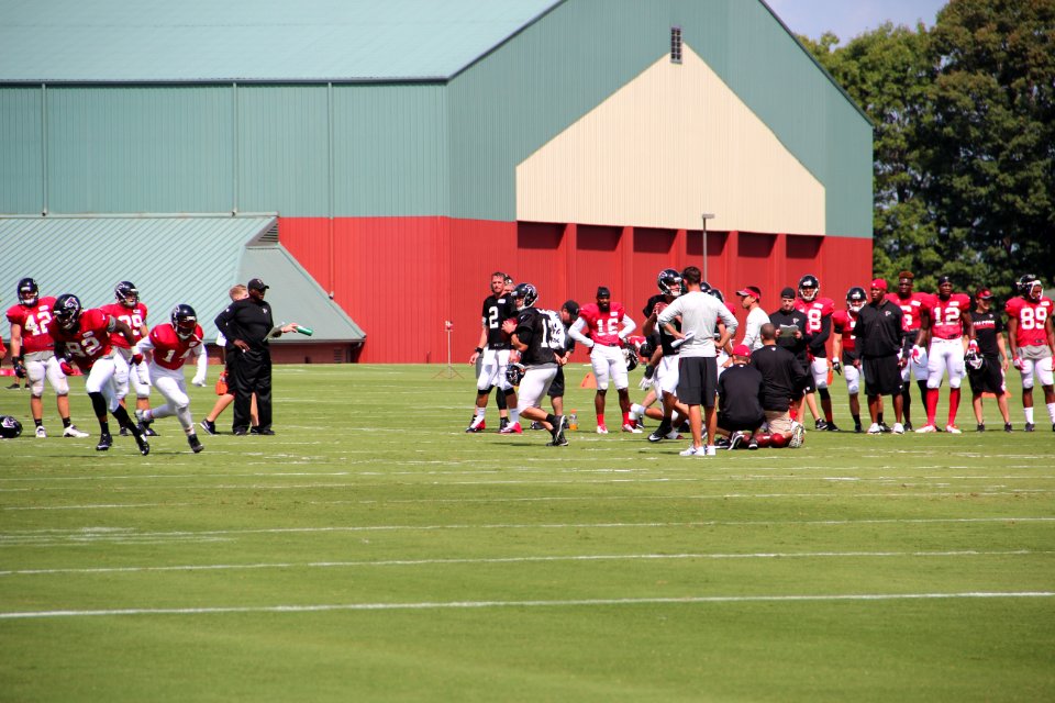 Players and coaches, Falcons training camp July 2016 06