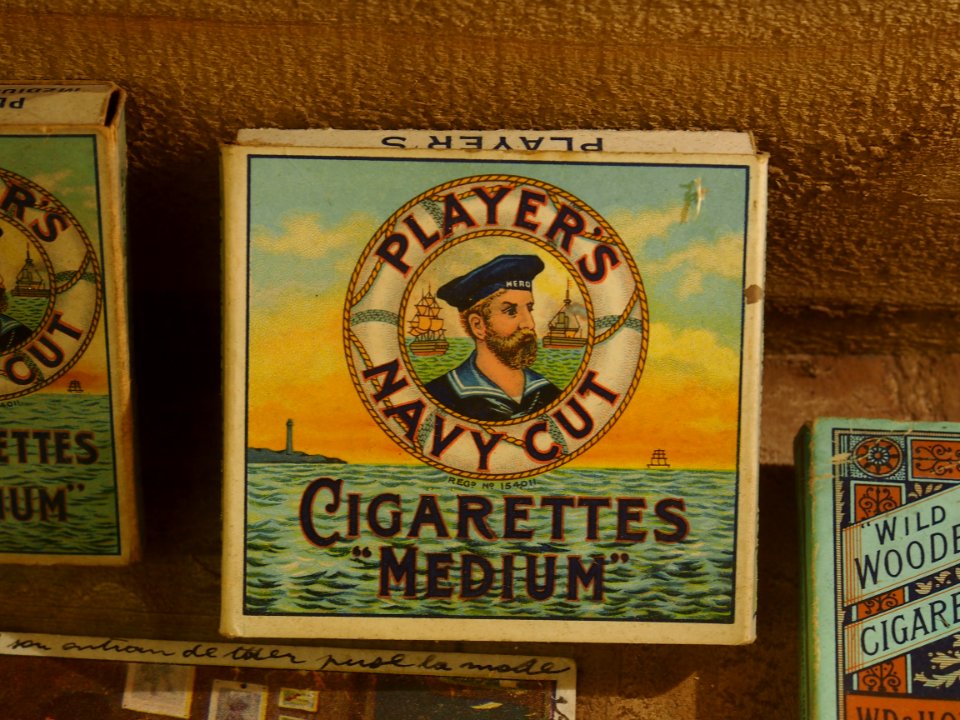 Players Navy cut sigarettes, Musée Somme 1916, pic-119