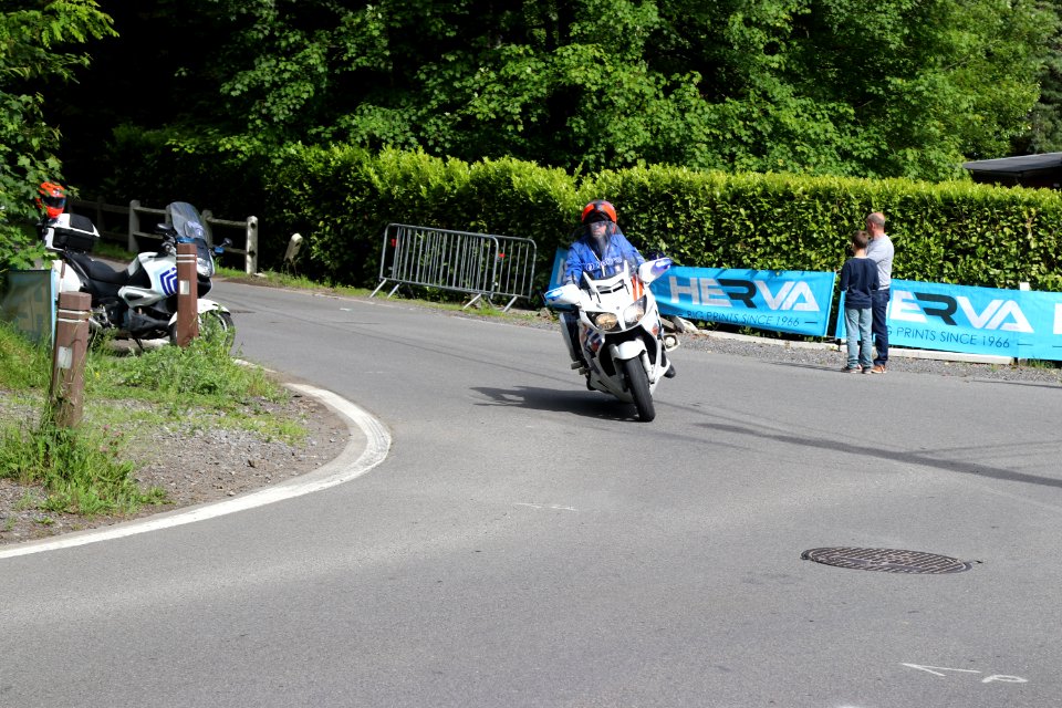 Police au Circuit de Wallonie 2019 à Nalinnes Belgique 09