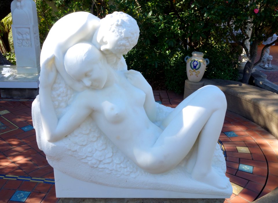 Poème Heureux by Felix Pascal Fevola - Hearst Castle - DSC06399