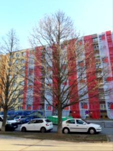 Počátek zateplování paneláku na Bzenecké 20190321 164815
