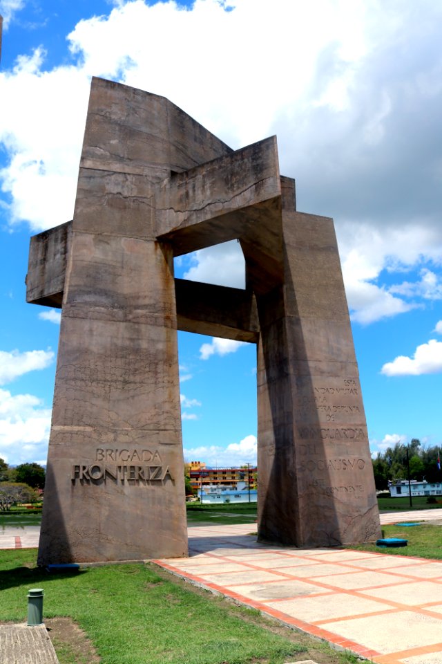 Plaza de la Revolución - Guantánamo - 09