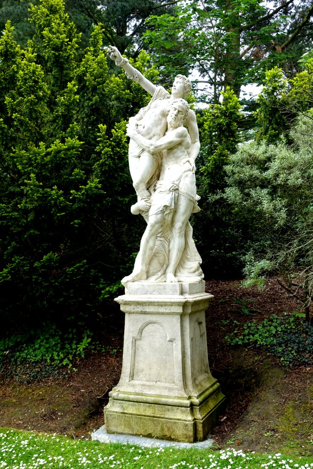 Pluto and Proserpine, sculptor unknown, 1700s, view 1 - Waddesdon Manor - Buckinghamshire, England - DSC07582