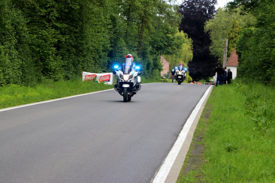 Police au Circuit de Wallonie 2019 à Nalinnes Belgique 44