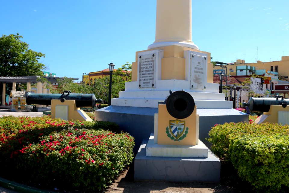 Plaza de Marte - Column of Liberty - Santiago de Cuba - 24