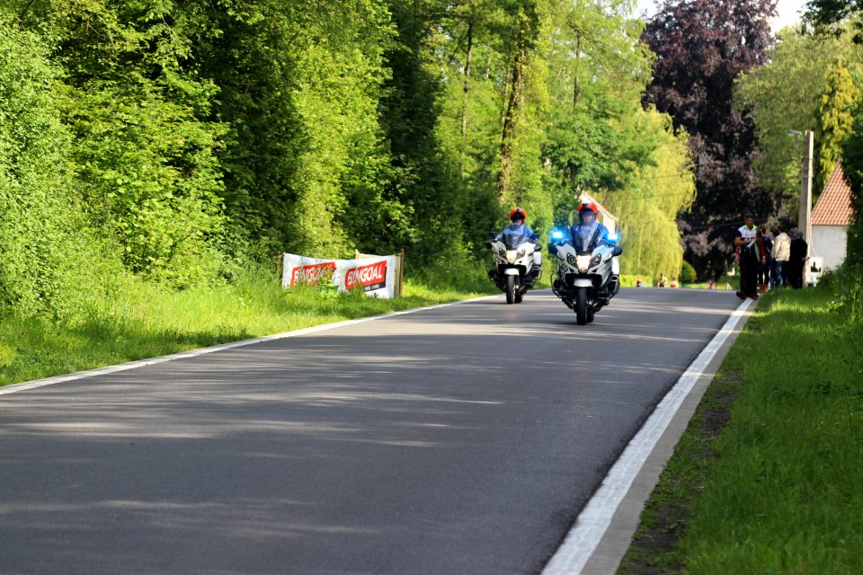 Police au Circuit de Wallonie 2019 à Nalinnes Belgique 34