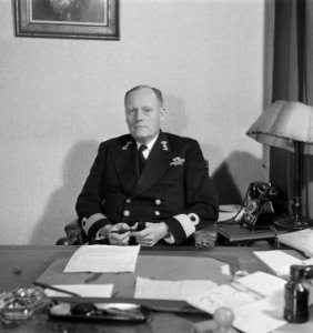 Plv. Chef van de Marinestaf commandeur A. de Booy, Bestanddeelnr 903-7391