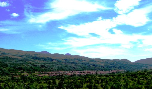Plugova, seen from the west (571E), and Cernei Mts