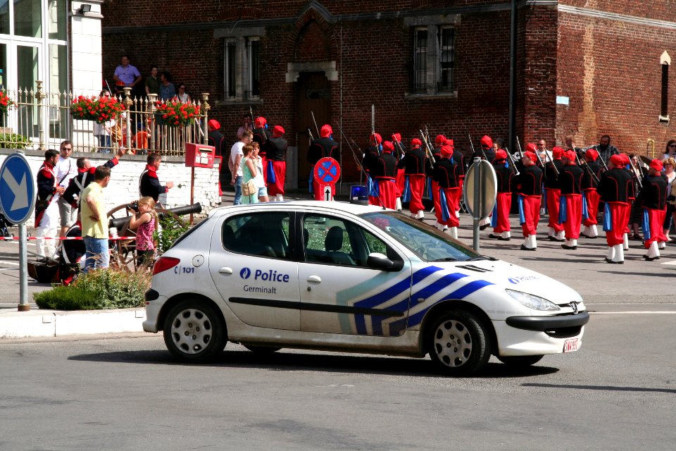 Police locale Germinalt à la Marche Notre-Dame de Bon-Secours de Nalinnes 2016 07