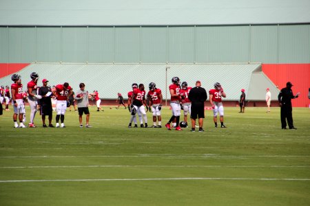 Players and coaches, Falcons training camp July 2016 02