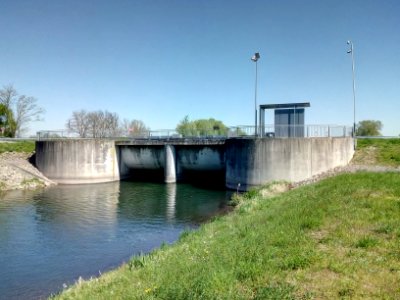 Polder Söllingen-Greffern, Teilpolder 4, Durchlasswerk J an der Russenstraße, Rheinniederungskanal (Areko)