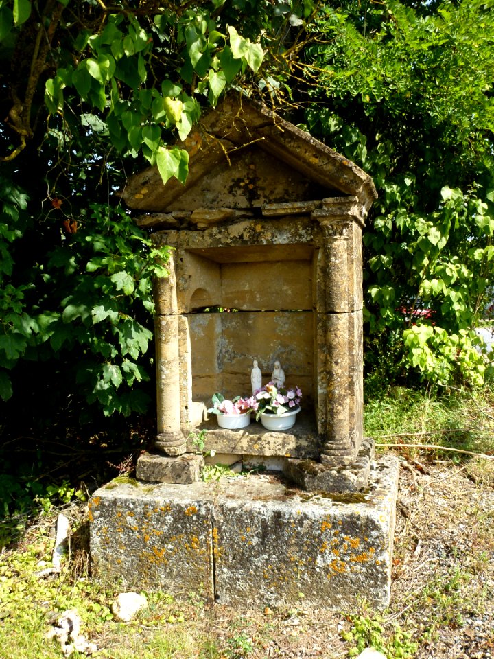 Poix-Terron (Ardennes) chapelle-oratoire