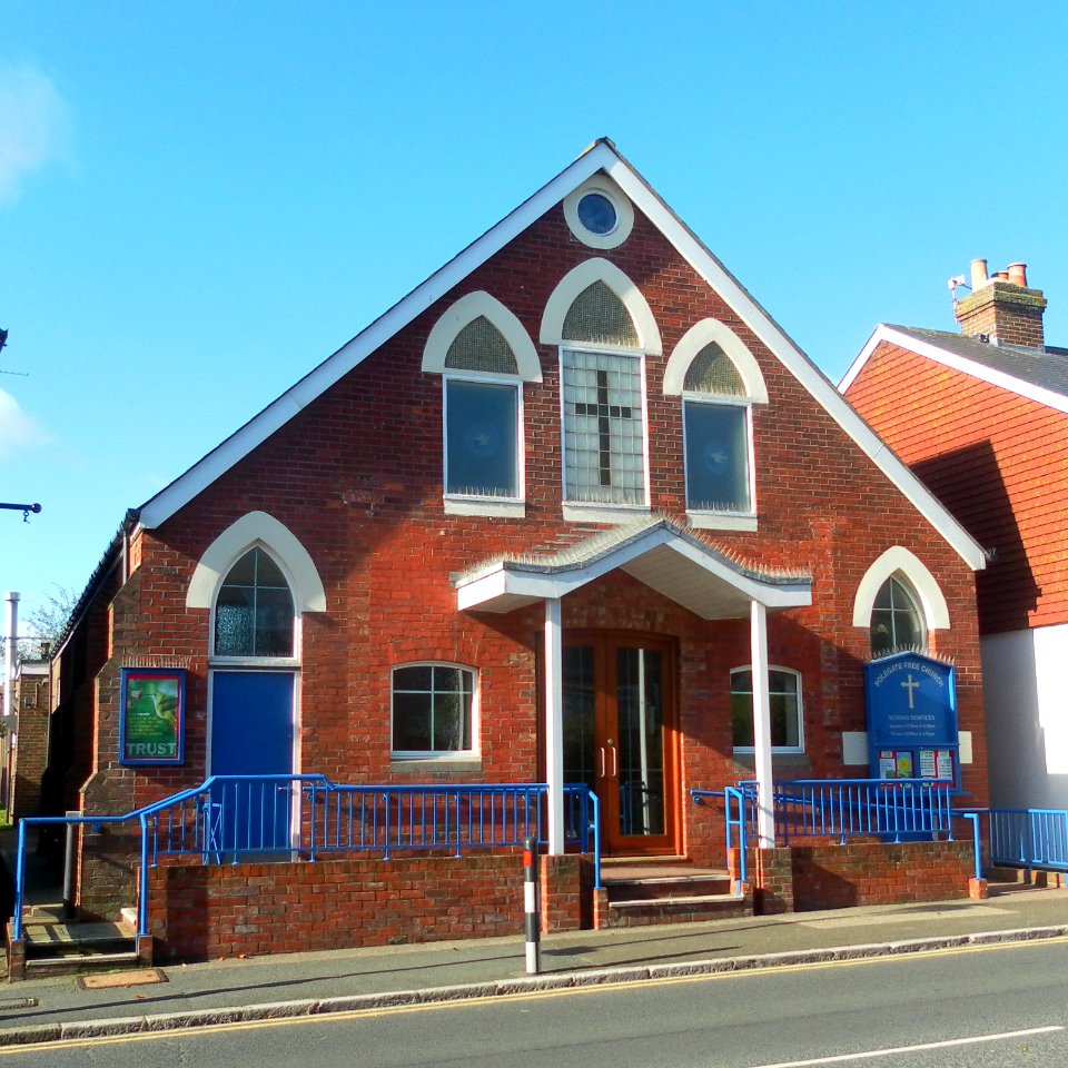 Polegate United Reformed Church, High Street, Polegate (October 2012) (1)