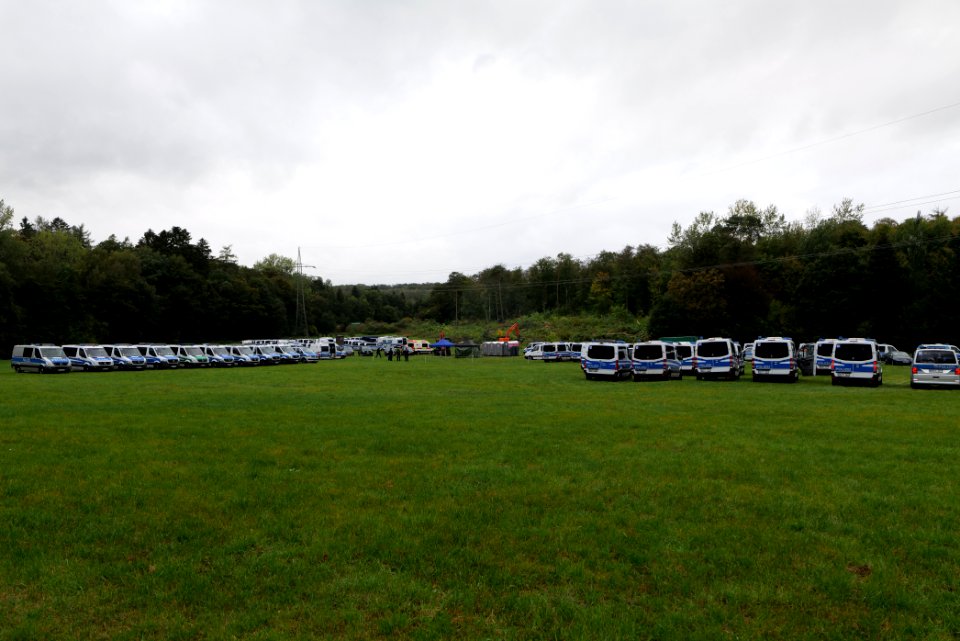 Police at Maulbach forest 2020-10-05 50