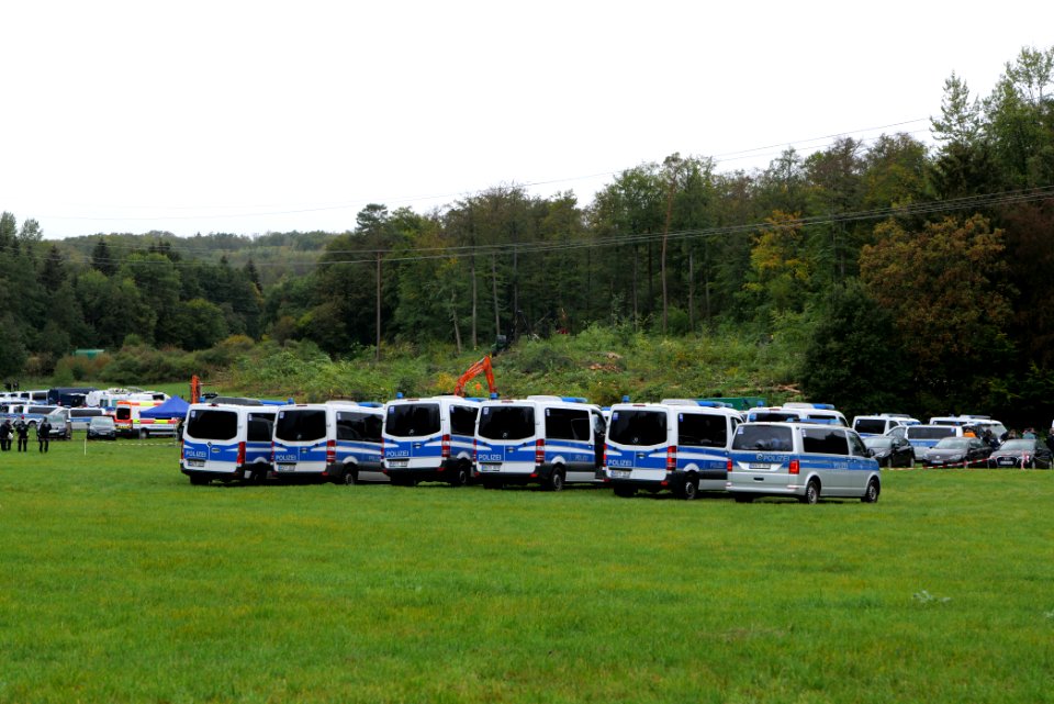 Police at Maulbach forest 2020-10-05 56
