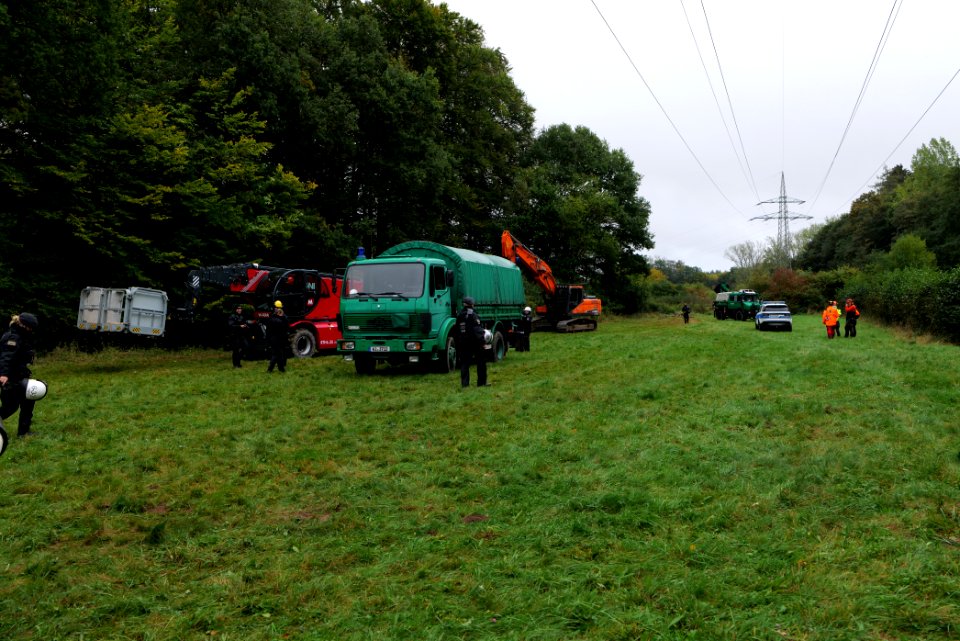 Police at Maulbach forest 2020-10-05 68