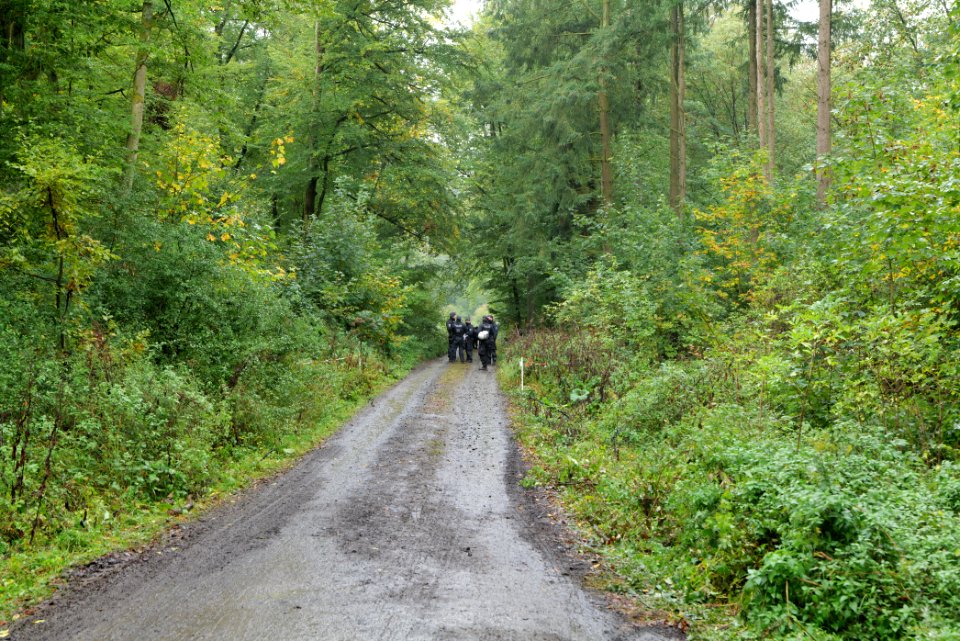 Police at Maulbach forest 2020-10-06 02