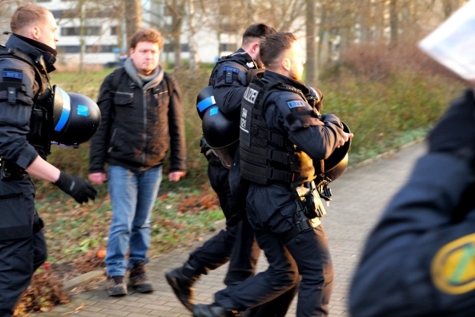 Police at Dresden protest 2020-02-15 46