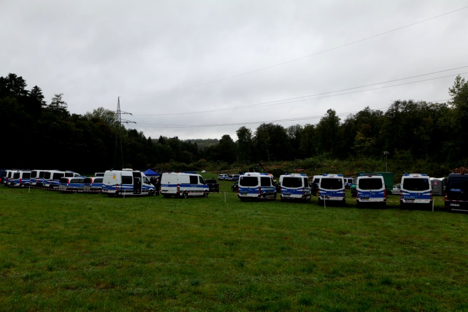 Police at Maulbach forest 2020-10-06 12