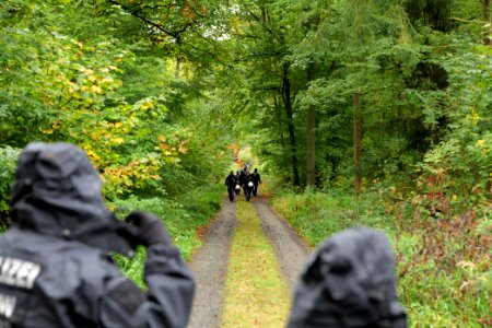 Police at Maulbach forest 2020-10-05 63